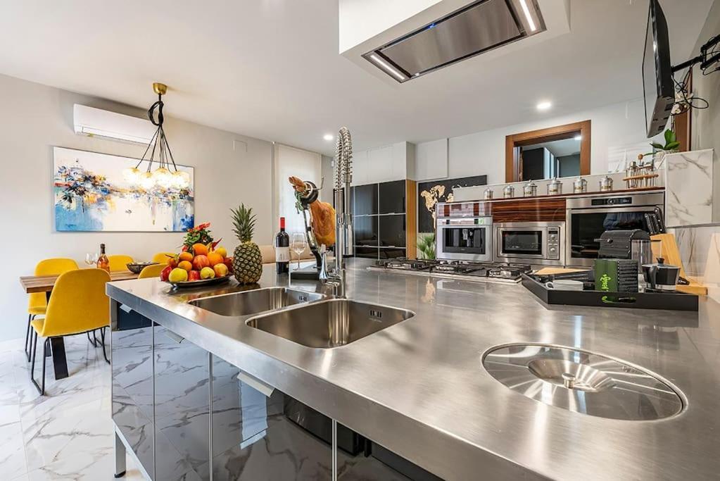 Luxury Casa Con Piscina, Wifi, 150M Dal Mare Apartment Miami Playa Exterior photo