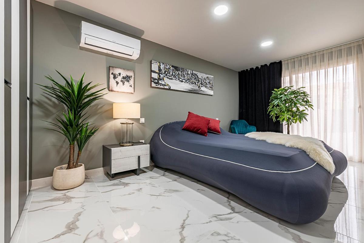 Luxury Casa Con Piscina, Wifi, 150M Dal Mare Apartment Miami Playa Exterior photo